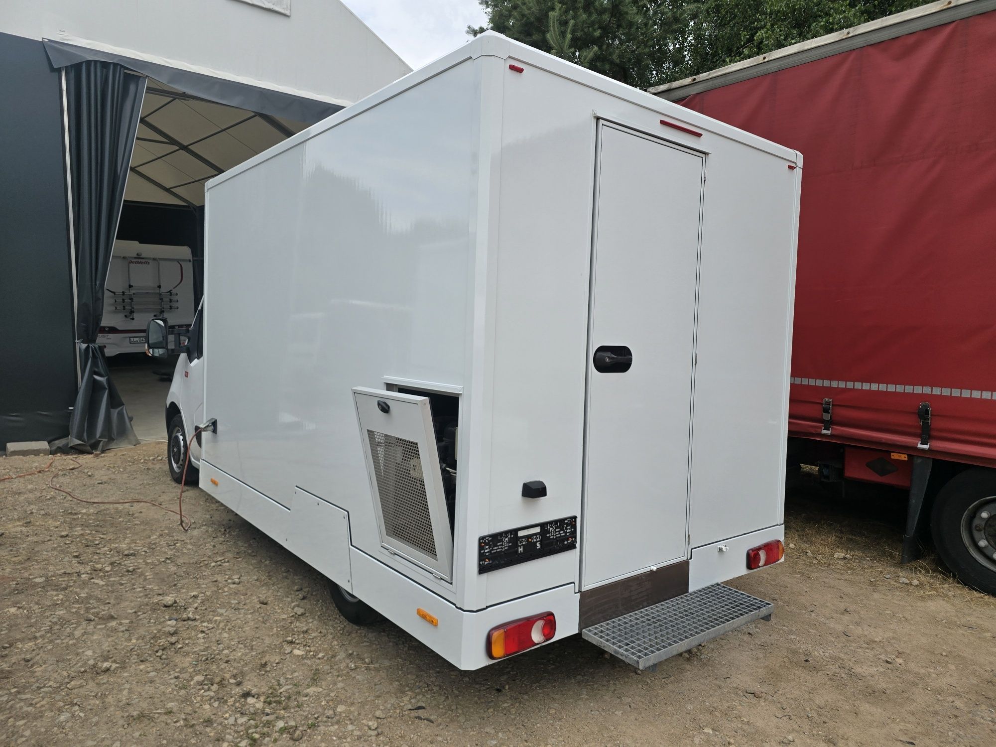 Autosklep Renault Master Do Wędlin Ryb