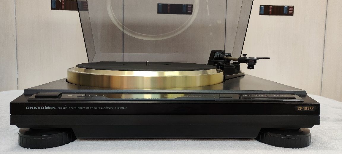 Gramofon Onkyo Integra CP 1057 F