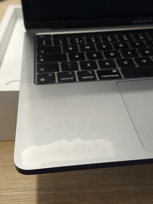 Laptop MacBook PRO 13,3" M1 16GB 256GB 2020r.