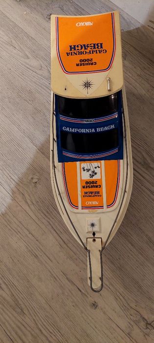 Nikko California Beach Łódź RC