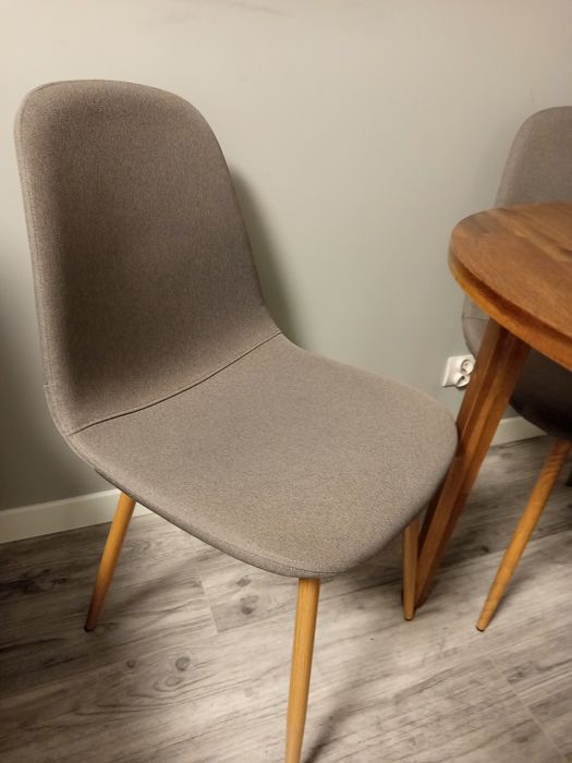 Stół i 4 krzesła Jonstrup Jysk jak nowe