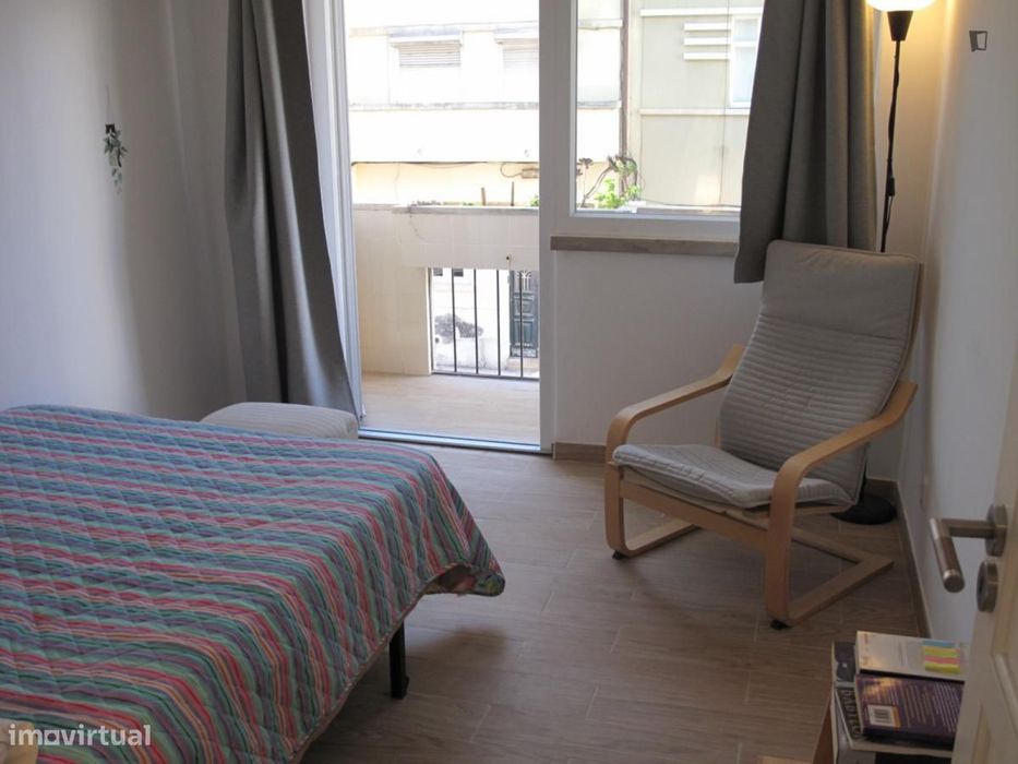 Apartamento com 1 quartos - localizado em Sete Rios Lisbon