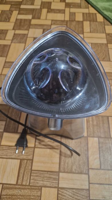 Соковижималка,електоро соковижималка для цитрусів