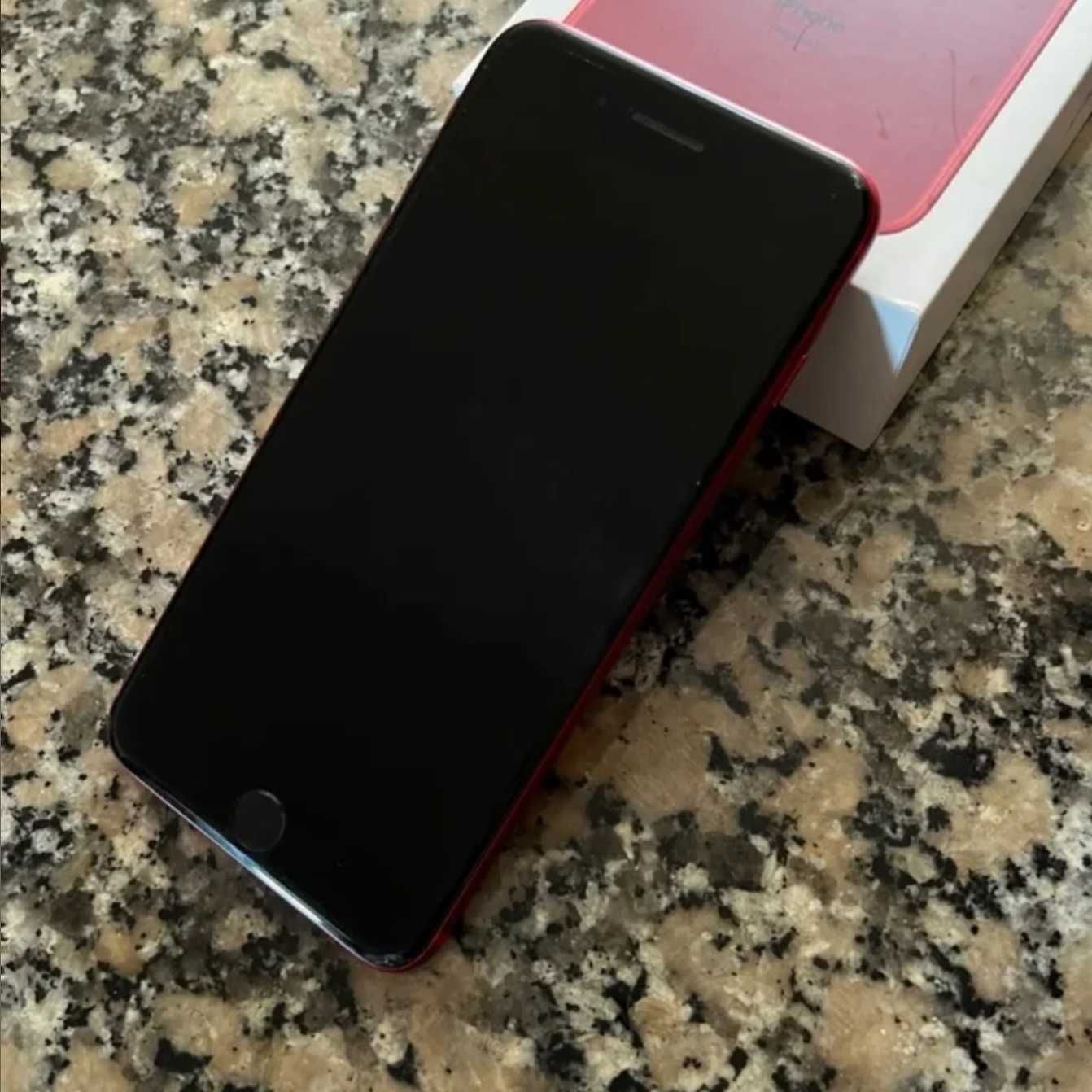 Iphone 8 plus red