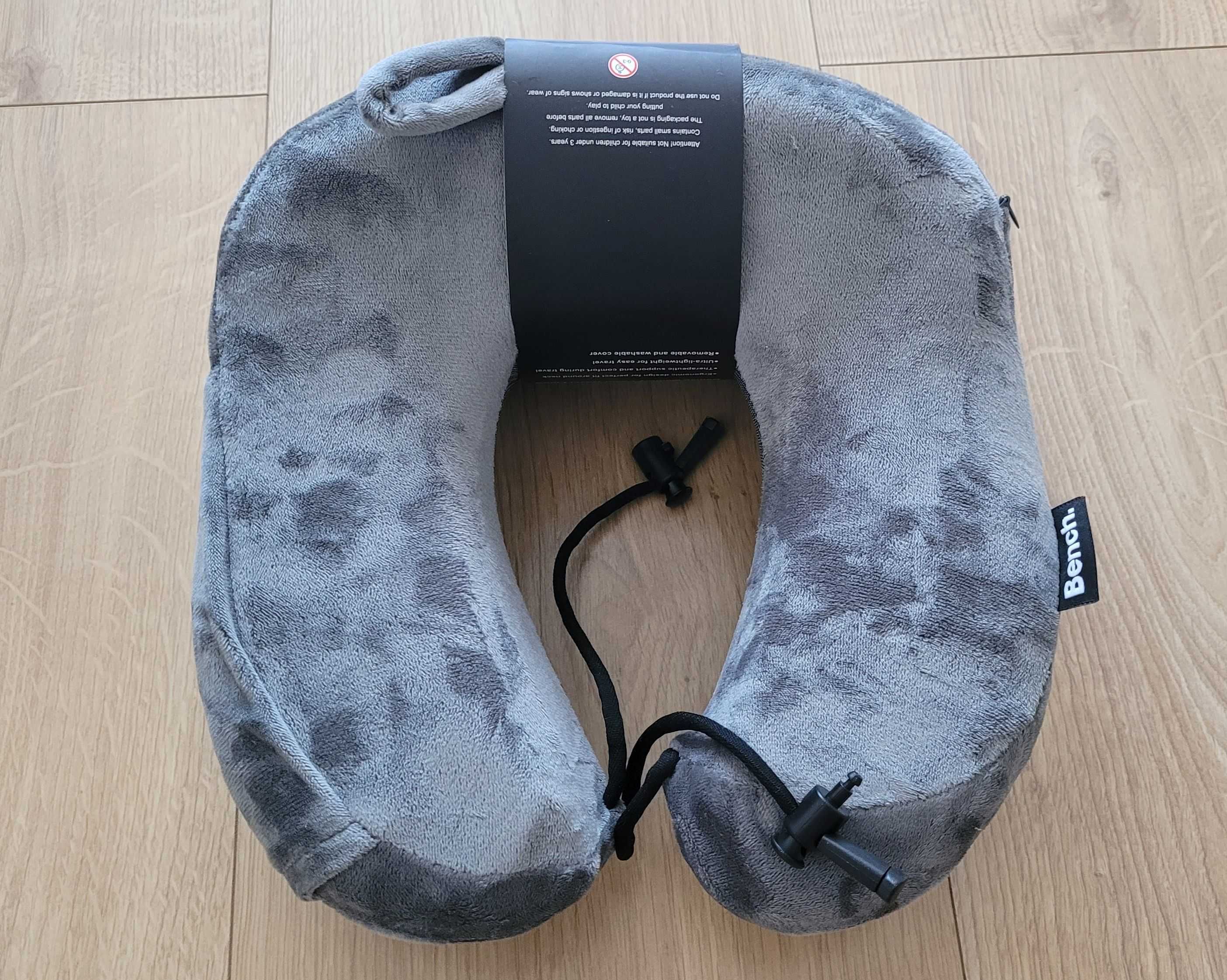 Poduszka podróżna turystyczna rogal na szyję (Memory Foam) Bench