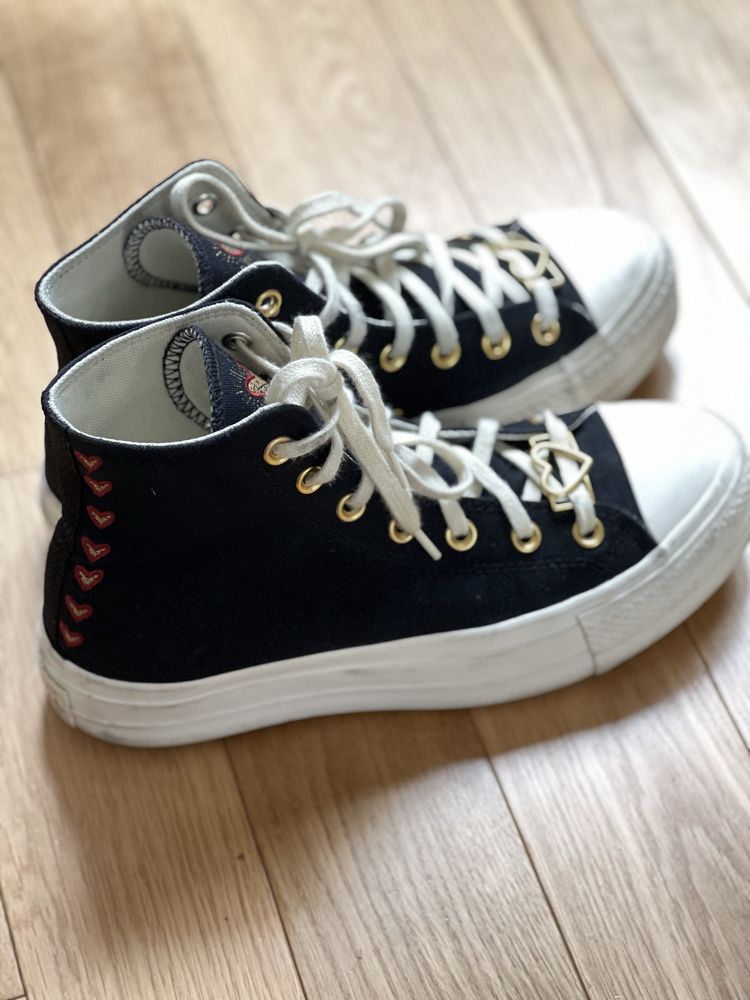 Converse – Chuck Taylor All Star Lift Hi