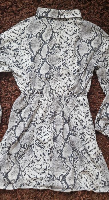 Szaro czarna sukienka skóra węża Missguided m/l