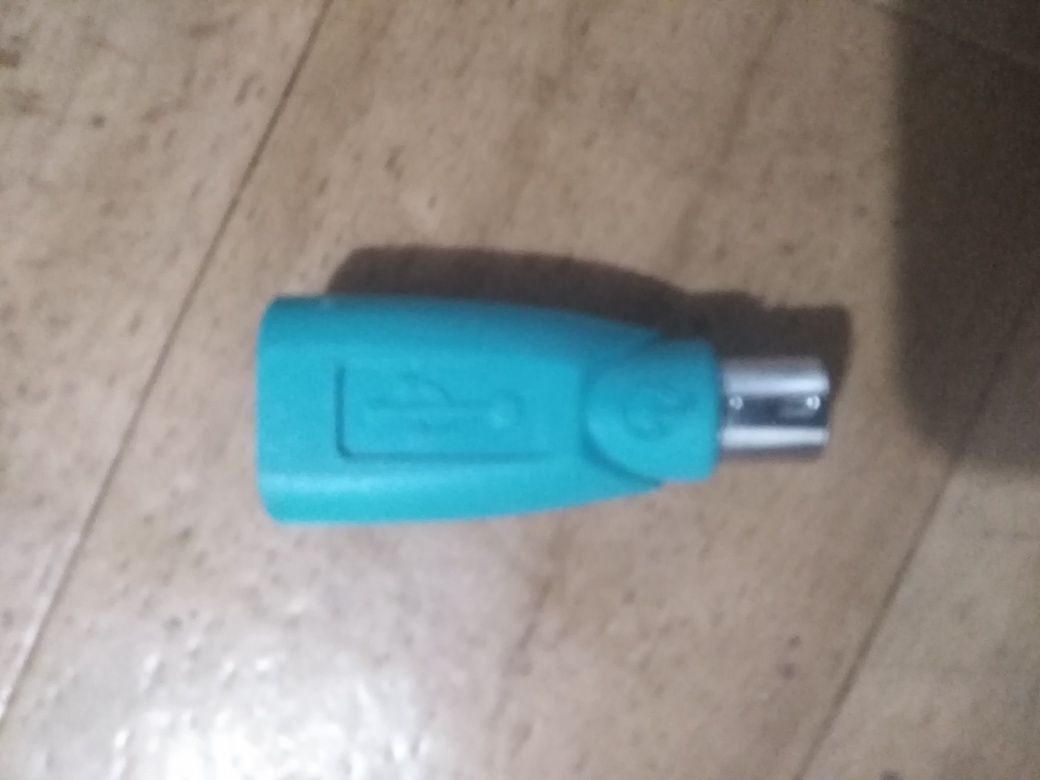 Przejściówka z starego złącza myszy na USB