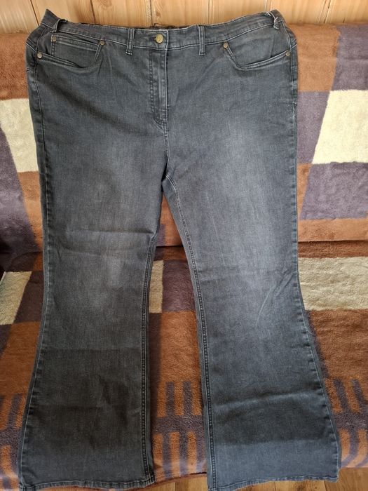 Jeansy czarne damskie