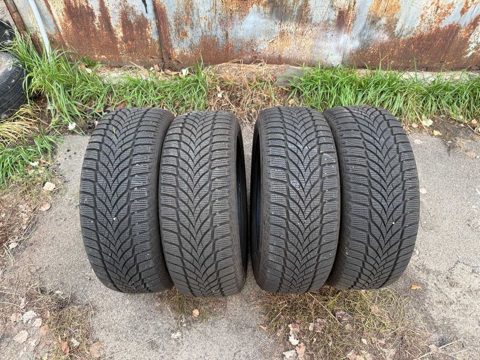 Продам Goodyear UltraGrip Ice 2 205/55 R16