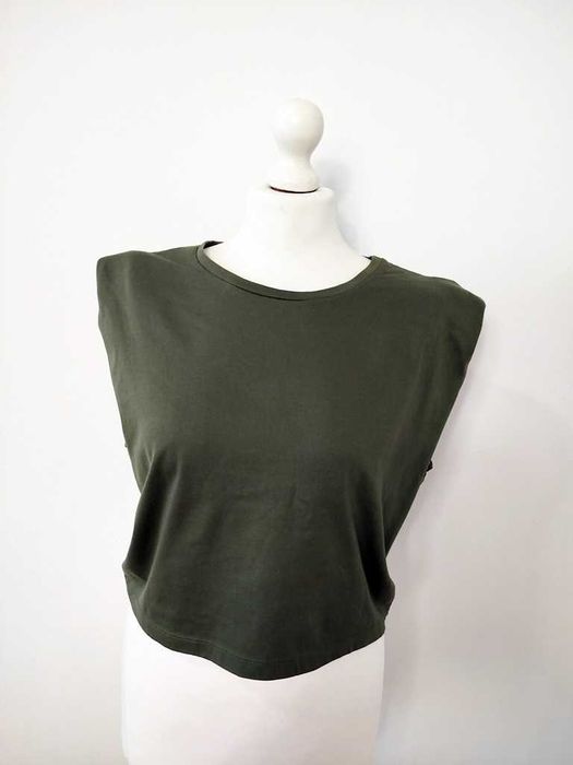 Pure Friday luźny tshirt z poduszkami w ramionach