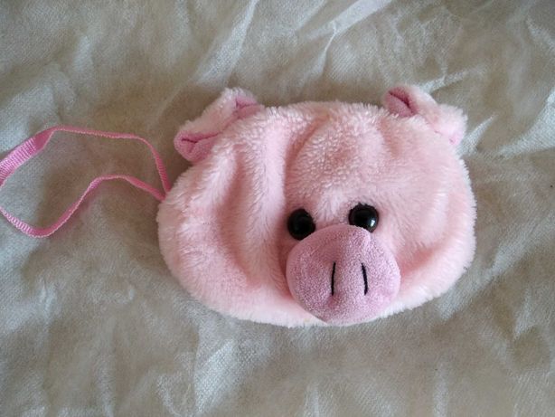 Детская маленькая сумочка (как пенал) в виде розовой пушистой свинки