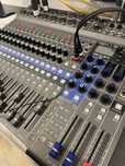 Zoom live trak l-20