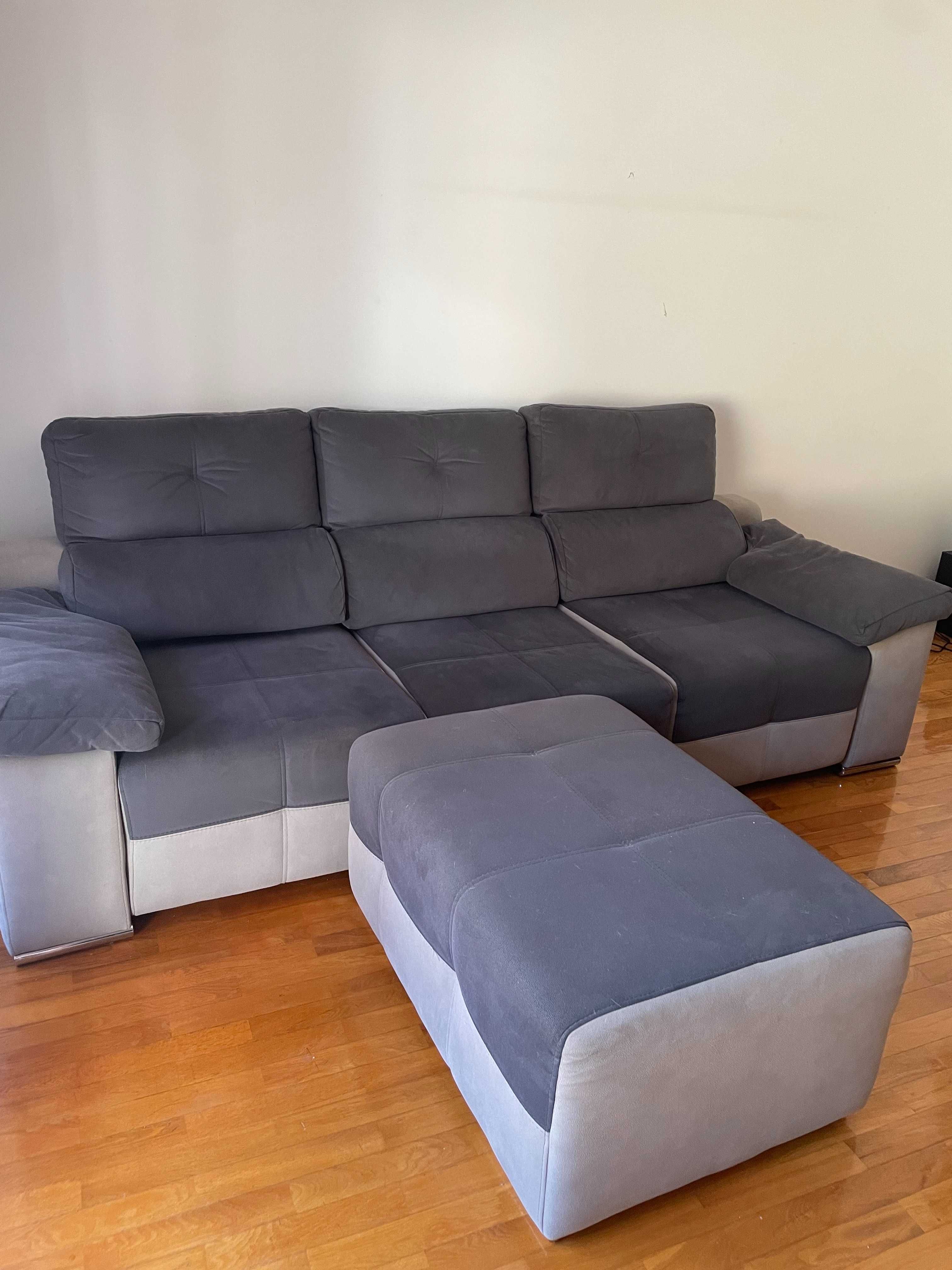Sofá de 3/4 lugares com chaise longe