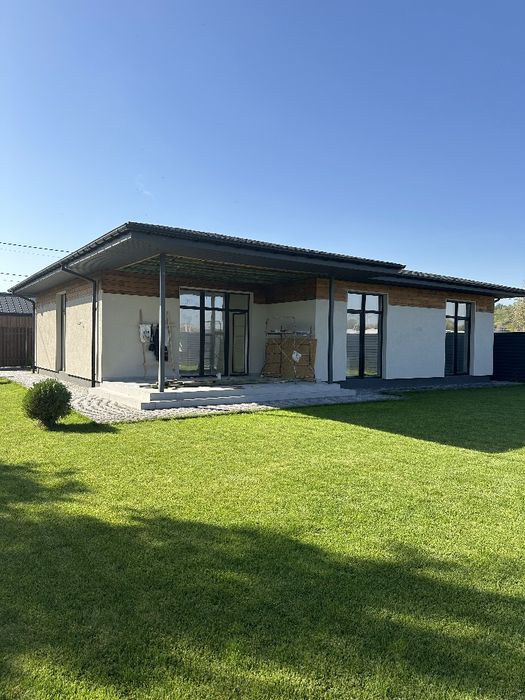 Продам дом с ремонтом Новоалександровка  "Light Hause"