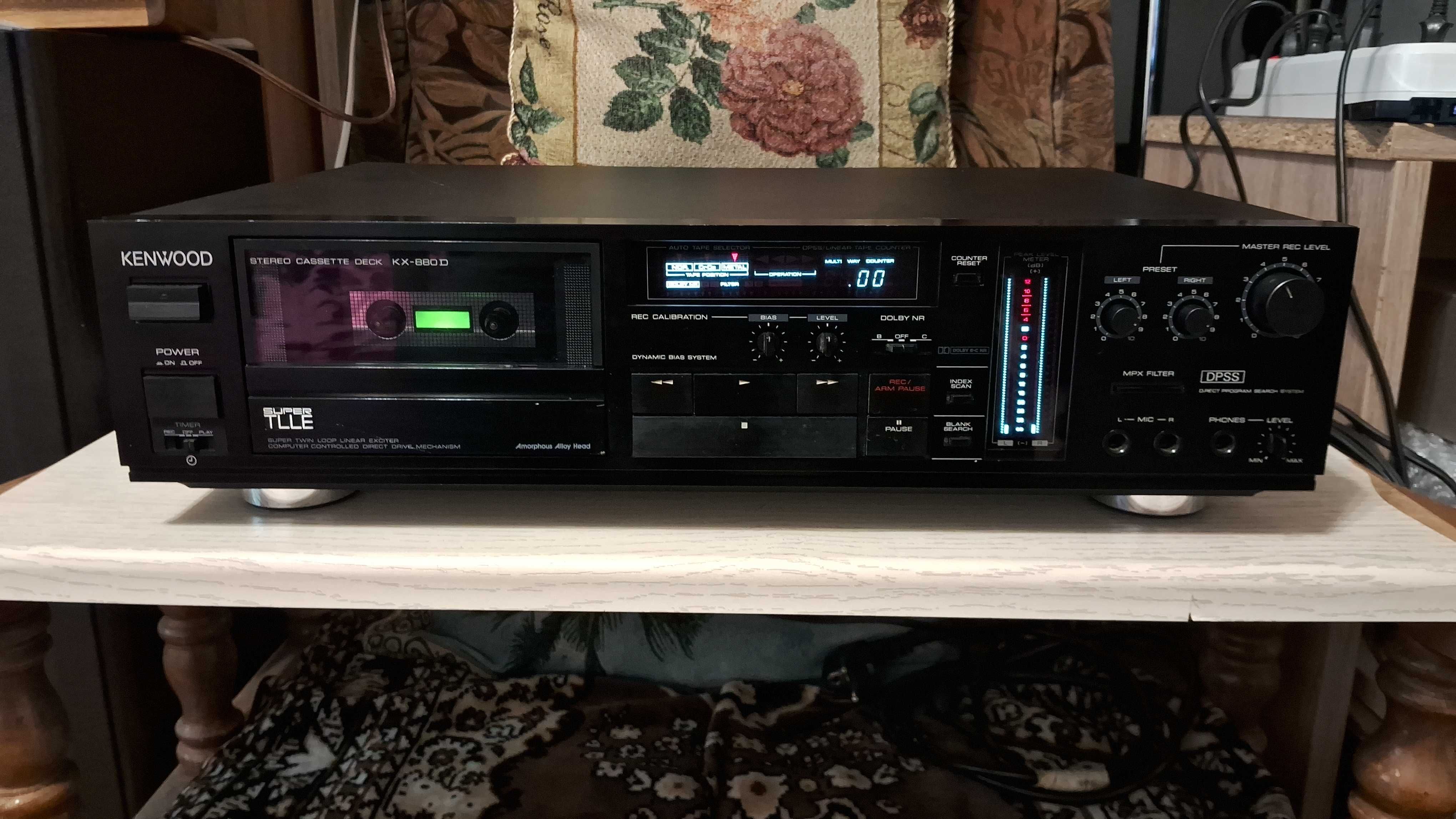 Kenwood KX-880D касетна дека, Direct Drive, аморфна головка.