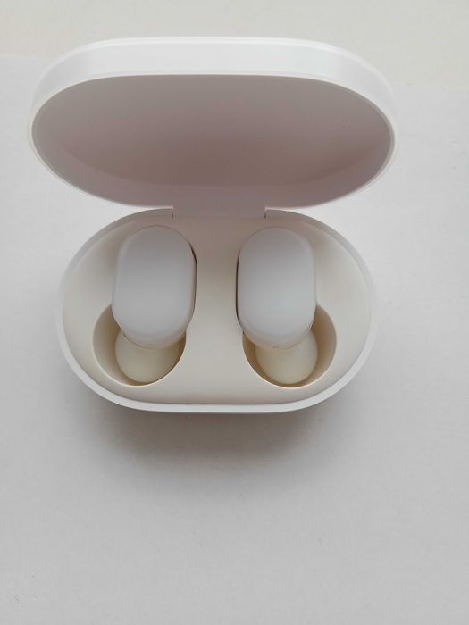 Навушники  Xiaomi Redmi AirDots 2. Стан ідеальний