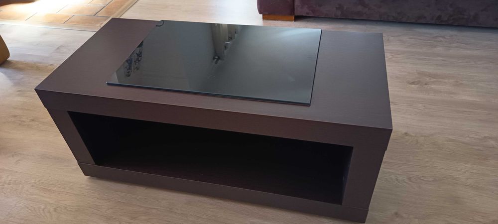 Móvel para TV em madeira