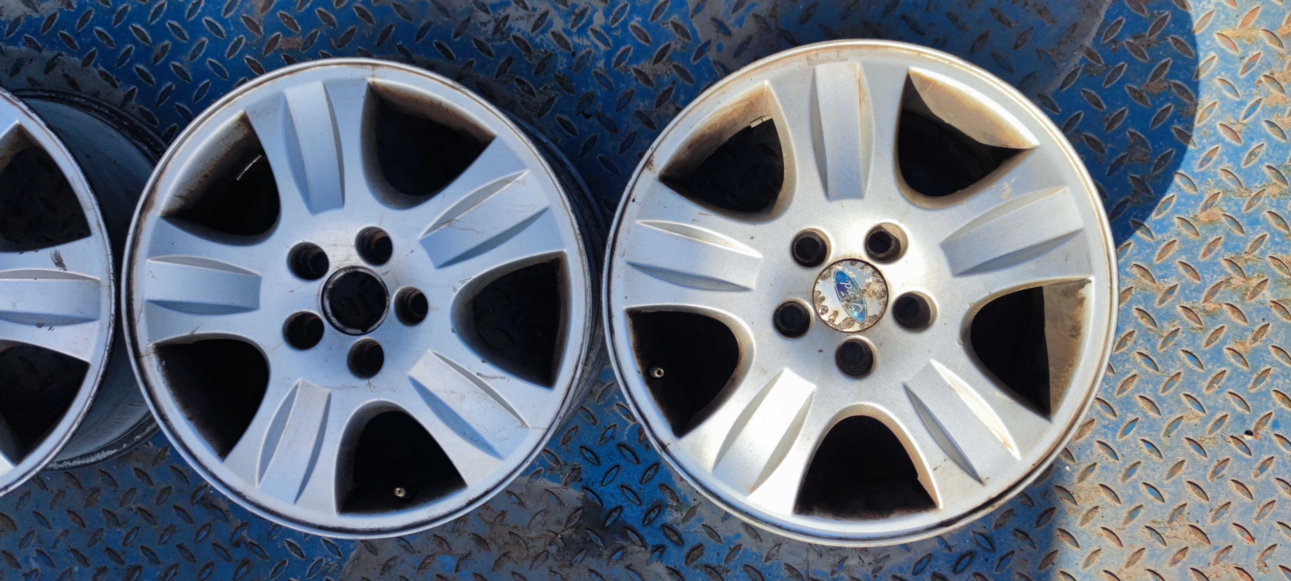 Felgi Aluminiowe Alusy Alu Ford 16 6.5J ET 52.5 5x108
