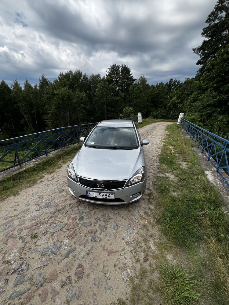 Kia Ceed 1.4 benzyna – 2009 r. – Dobry stan