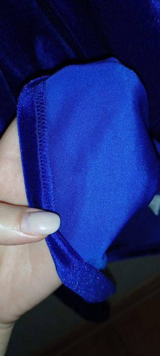 Святкова велюрова сукня