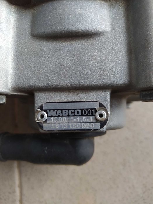 Steyr mercedes zawór hamulca wabco