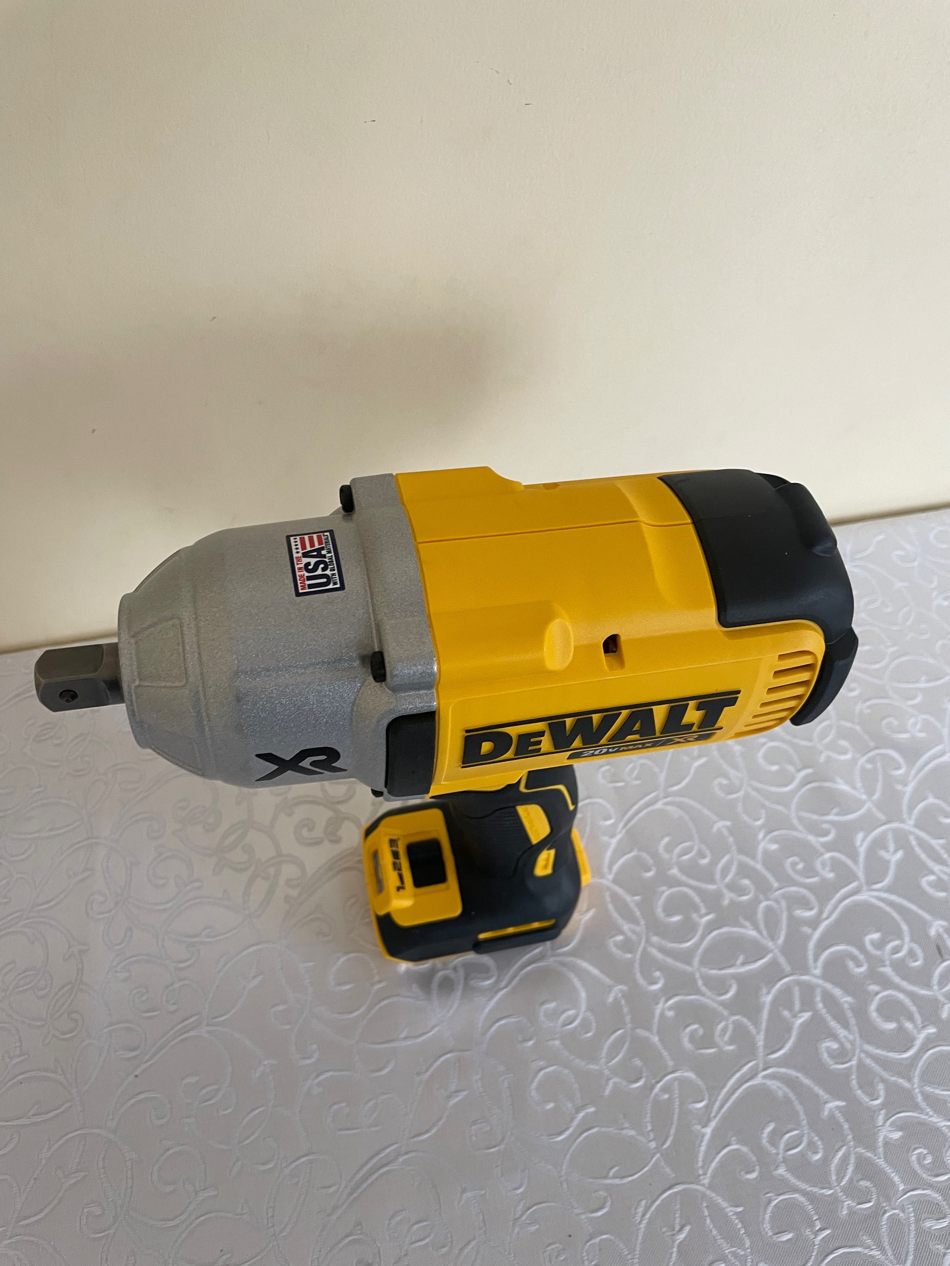 DeWALT DCF899- 1/2 квадрат/Гайковерт ударний 20V 950Nm - 1200Nm