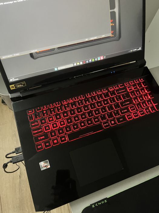 Laptop ACER Nitro 5 rtx 3050ti ryzen 5  17.3" IPS 144Hz