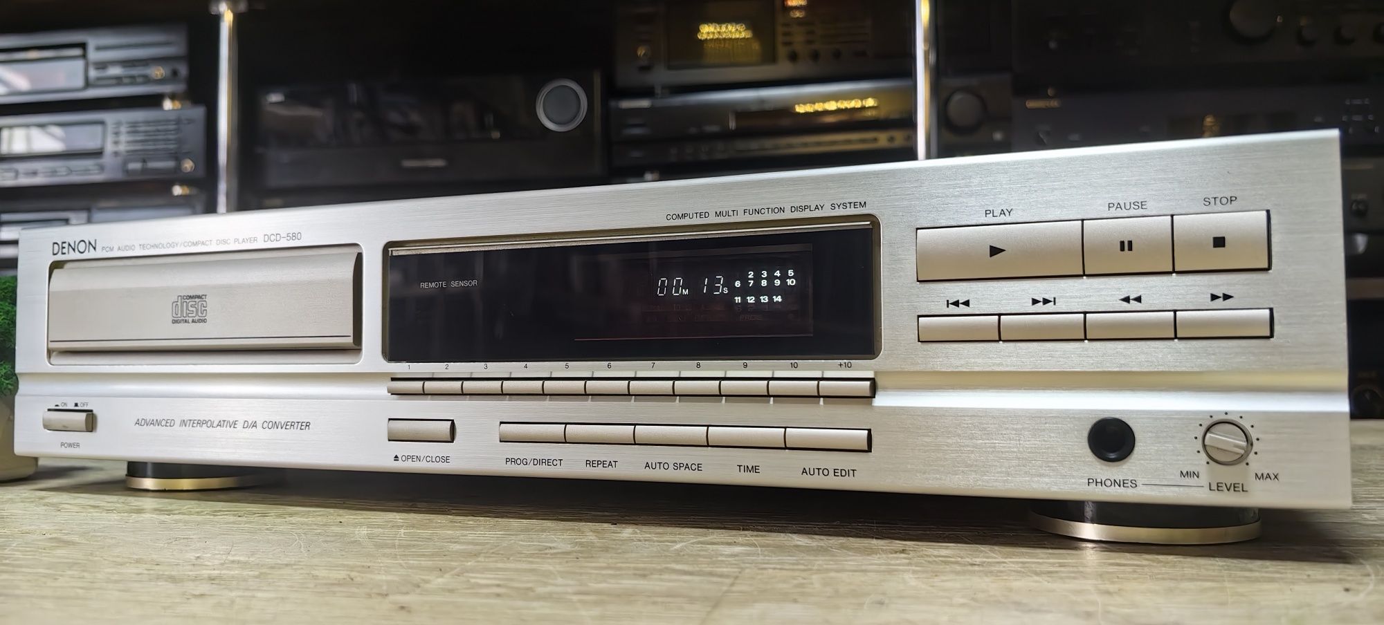 CD програвач Denon DCD-580/пульт