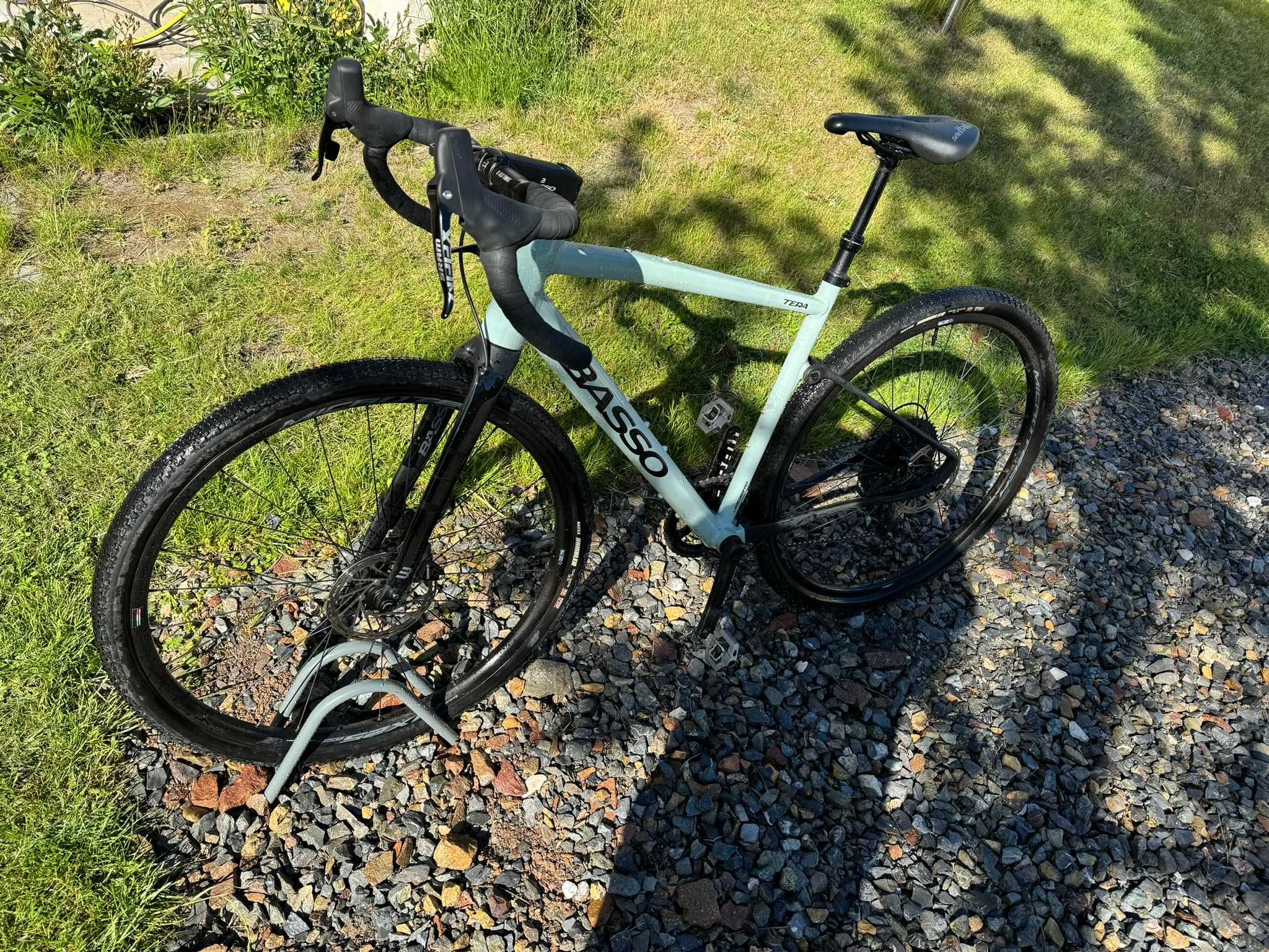 Gravel Basso Tera Apex - osprzęt Sram , hydraulika, dropper