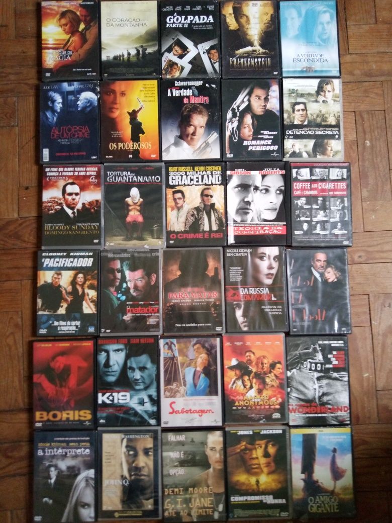 30 DVDs incluindo Boris