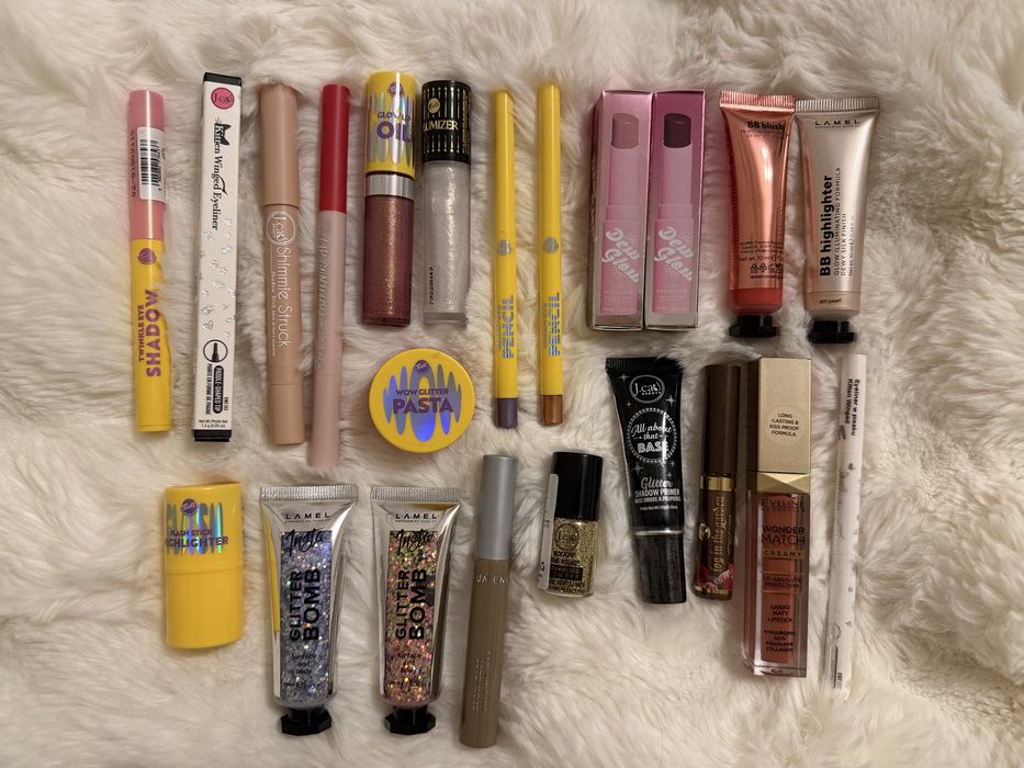 Nowe kosmetyki do makijażu