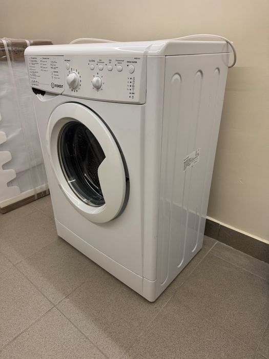 Стиральная машина Indesit
