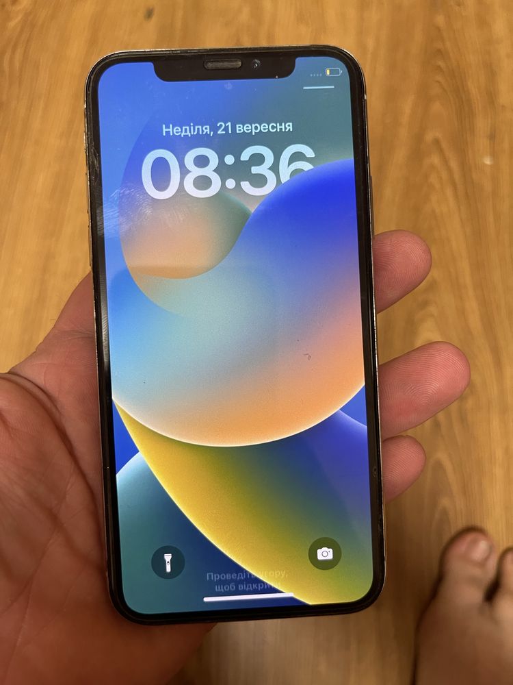 Продаю  iPhone x