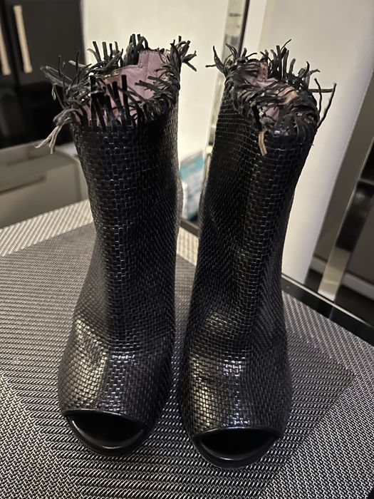 Ботильоны Stuart Weitzman размер 37,5 идеальное состояние