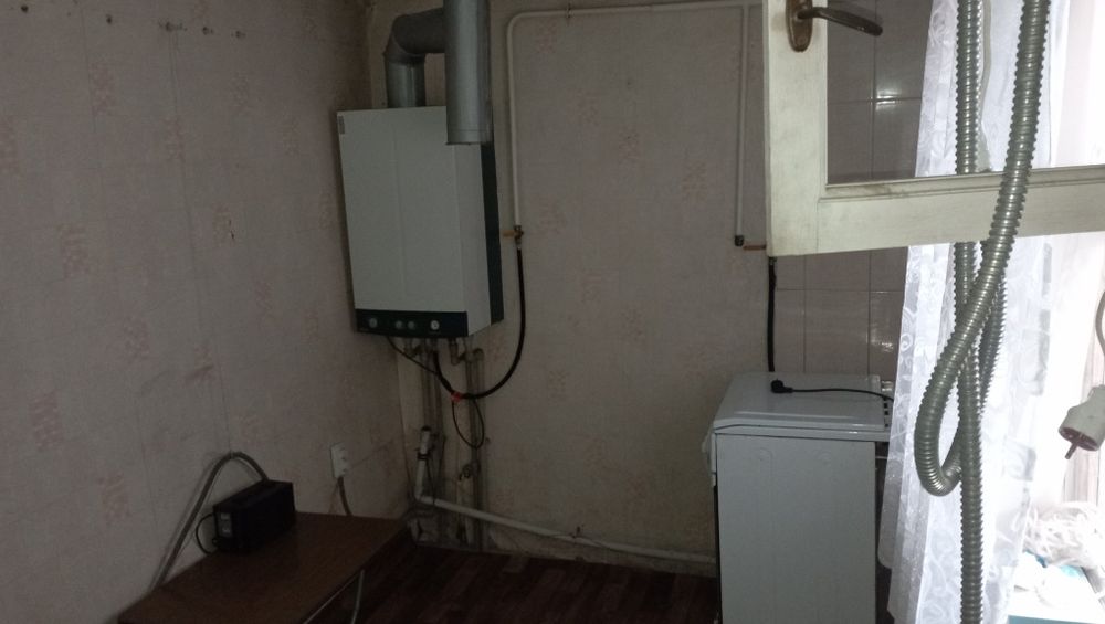 Продам пол дома/ Левый берег/ул Гринченко