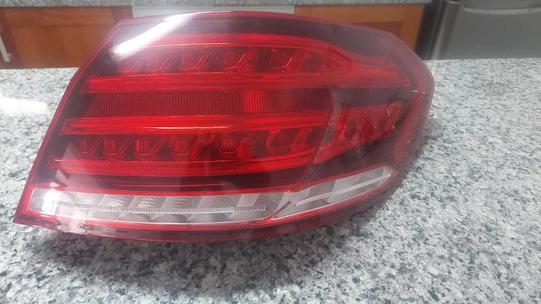 Farolim em Led Traseiro lado direito para Mercedes Classe E W212