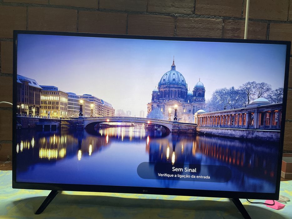 Smart TV LG 4K 49”
