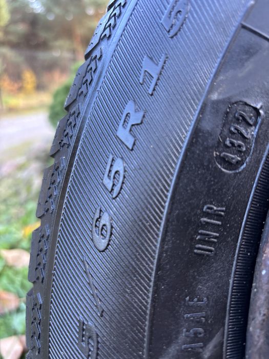 Opony zimowe 195/65/15 bieżnik 7mm dębica frigo