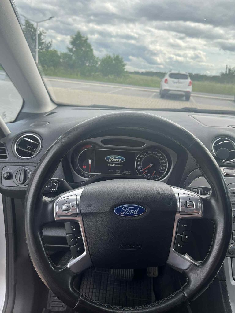 Ford S-max  2.0 D Automat