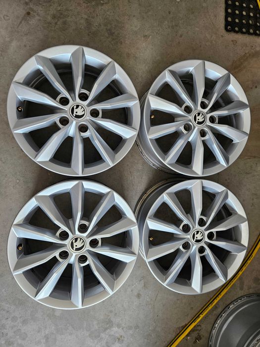 Alufelgi 16" 5x112 Skoda Octavia II FL III IV VRS SuperB Seat Leon A3