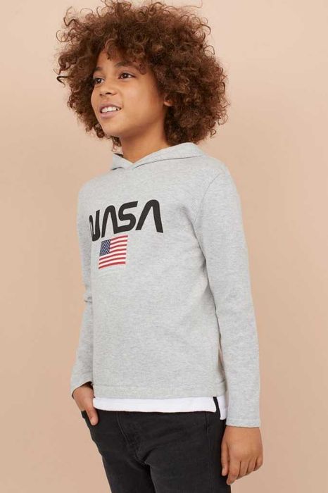 Nowość 2025:) cieniutki sweterek z kapturem NASA H&M  roz 146/152