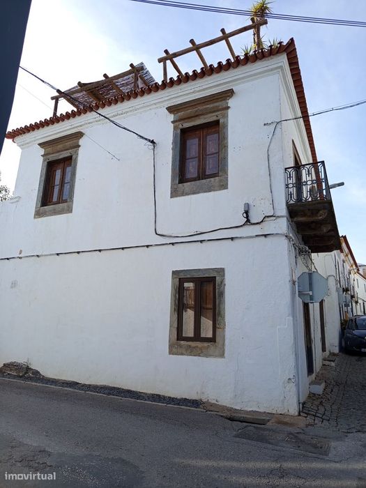 Casa antiga em Mourão recuperada