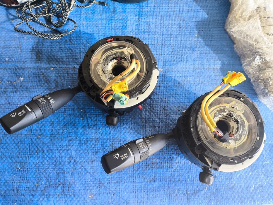 Taśma kierownicy czujnik kąta skrętu Jeep Grand Cherokee WK2