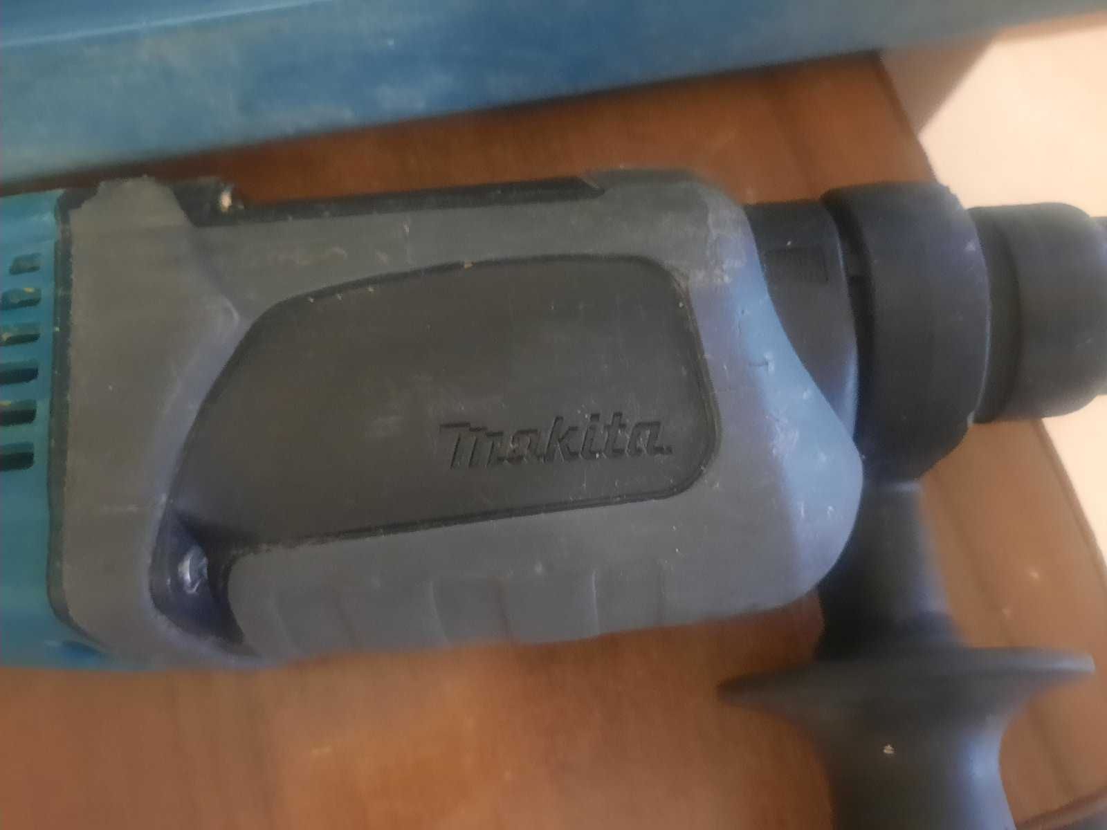 Перфоратор Makita HR 2470 (Оригінал, кейс)
