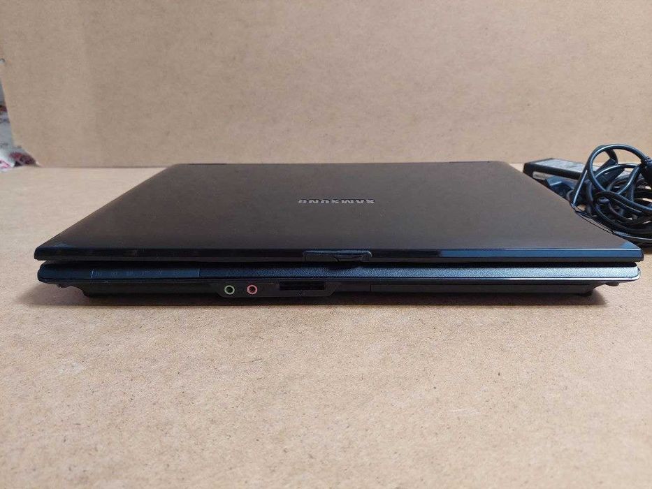 Ноутбук Samsung NP-R25E (на запчасти / нерабочий)