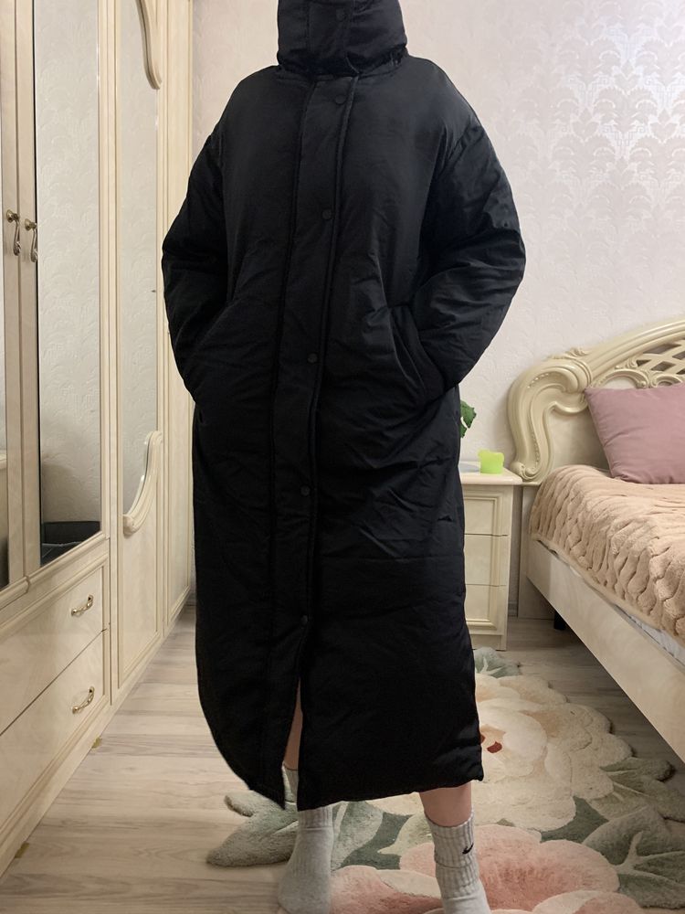 Зимовий пуховик Bershka