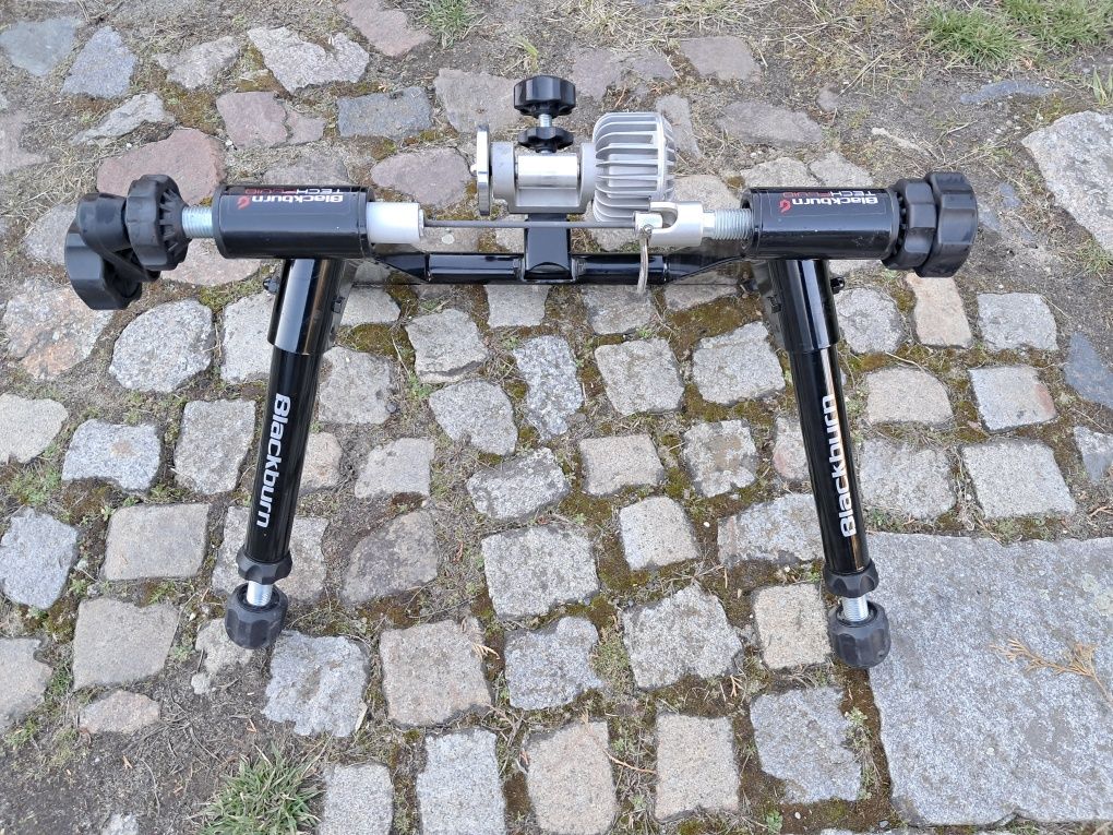 TRENAŻER ROWEROWY Blackburn Tech Fluid Trainer