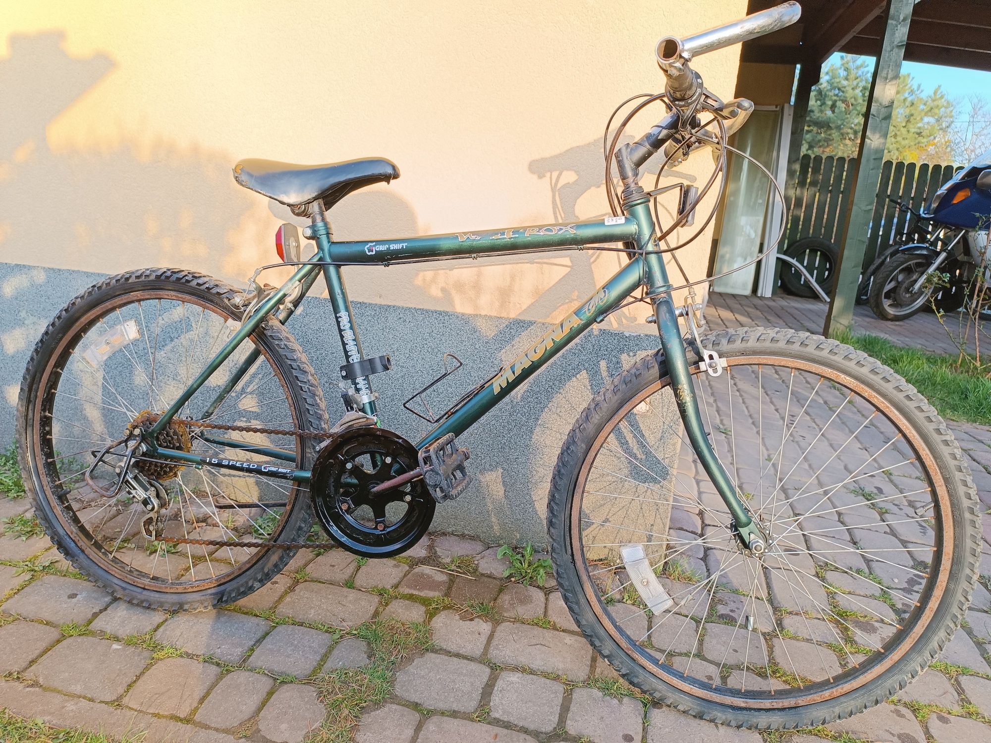 Stary rower górski młodzieżowy 24"