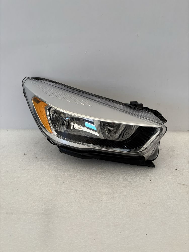 Ford Escape lift 17- lampa prawy przód prawa przednia USA